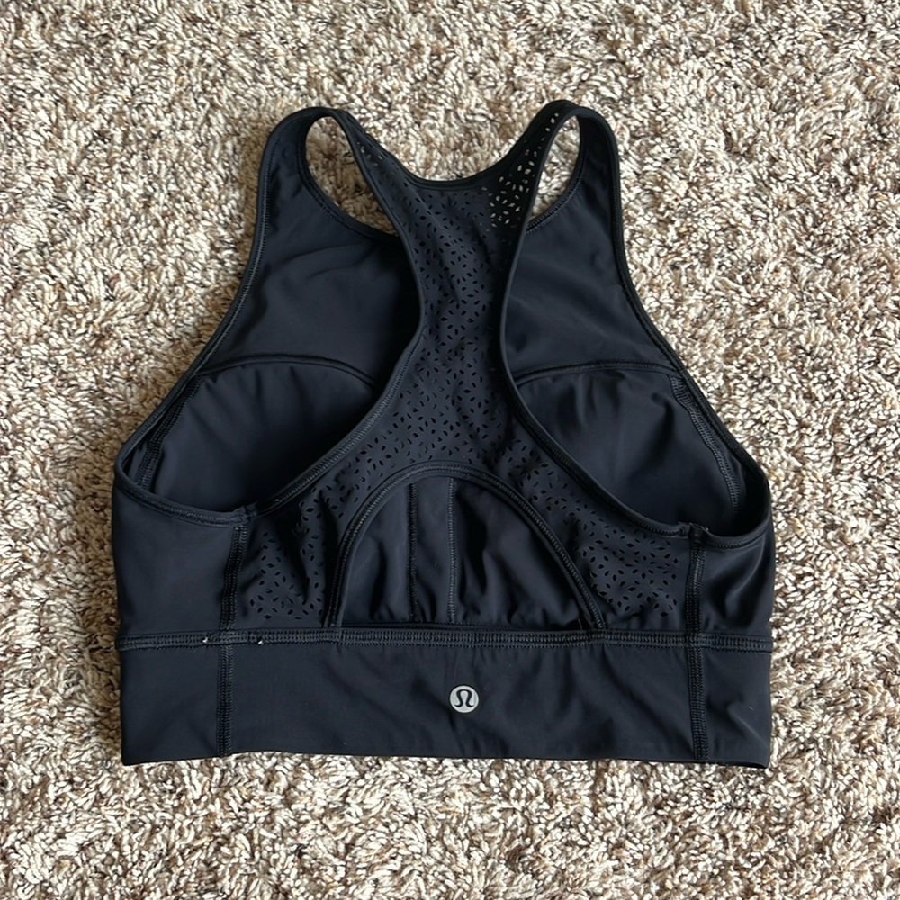 Black Lulu athletic tank size 0